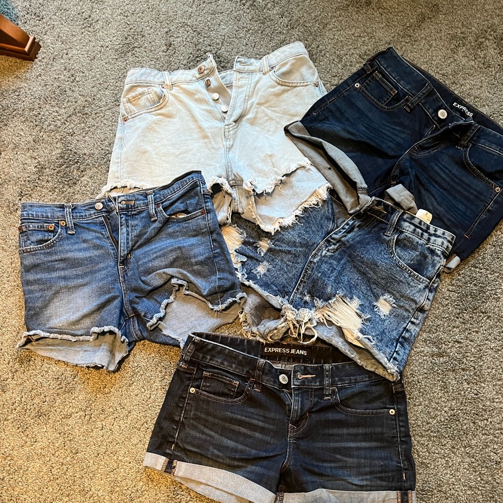 Woman’s shorts